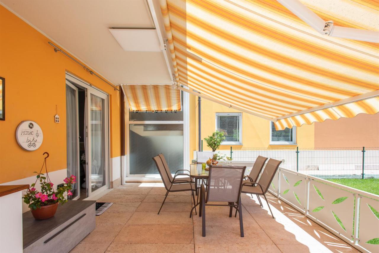 Music & Bike, With Garden And Veranda + Bicycles Arco Exterior foto